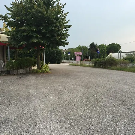 Affittacamere Affittacamere Di Suwei Cervignano del Friuli